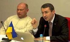 Организаторы Круглого стола по саморегулированию такси - Председатель ВОО 