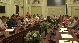 Круглый стол в Верховной Раде. Реформе такси быть?