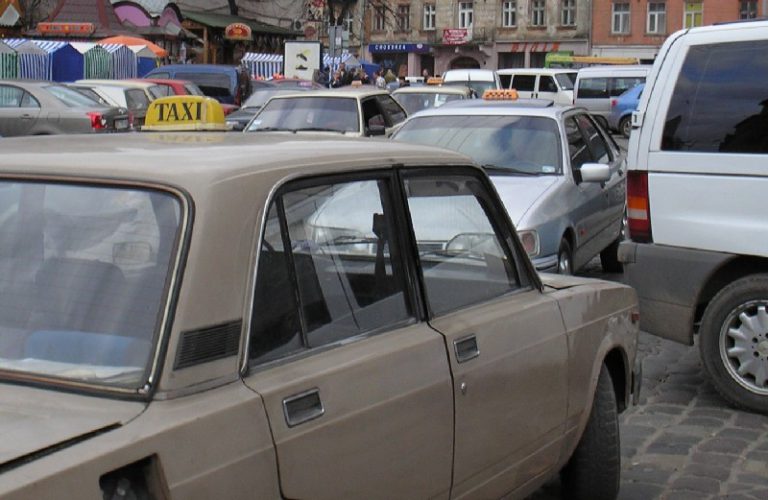Проверки львовского такси – было бы смешно, если бы не становилось грустно.