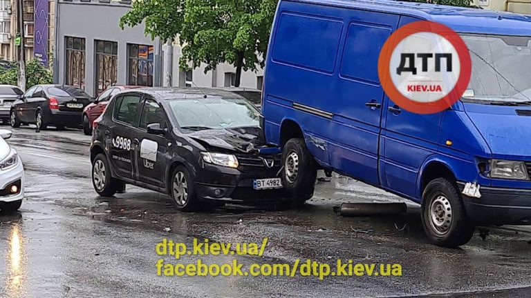 Авария с UBER в Киеве.