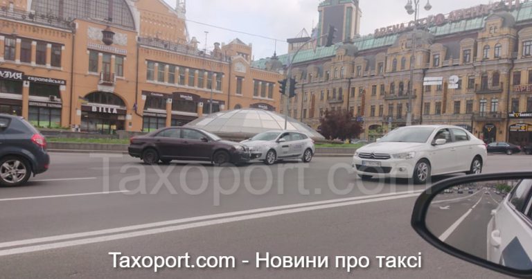 В Киеве ДТП на Бессарабской Площади.