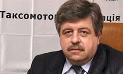 Анатолий Галазюк: Легализоваться таксистам сегодня бессмысленно