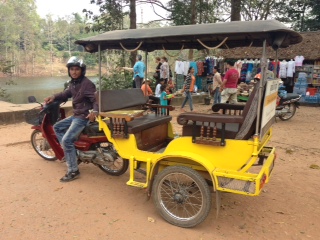 «Тук-тук», или какое такси в Камбодже.