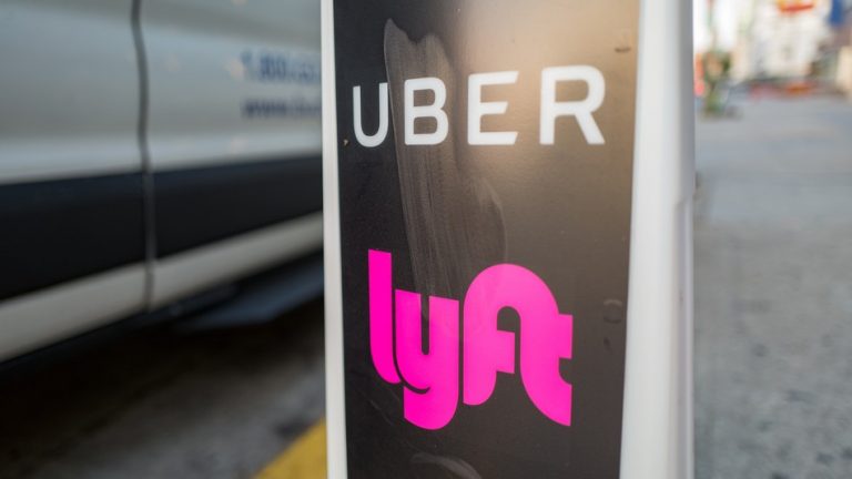 Прокурор Калифорнии будет добиваться запрета Uber и Lyft…