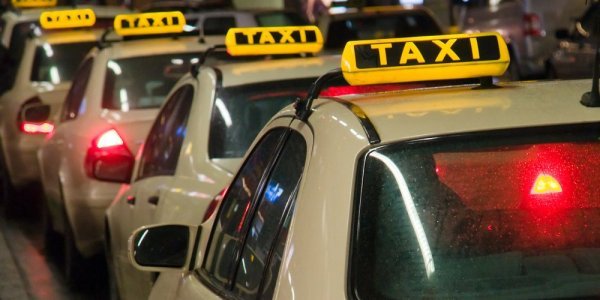 Реформа ринку таксі: Чого варто навчитися Україні у сусідів