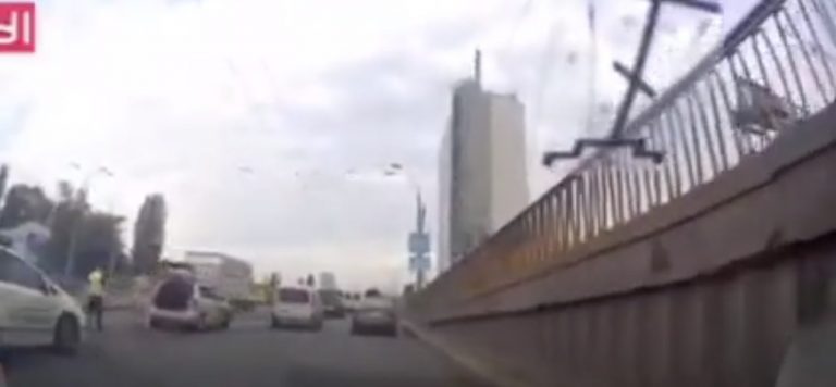 Uklon попал в ДТП, Киев (Видео)