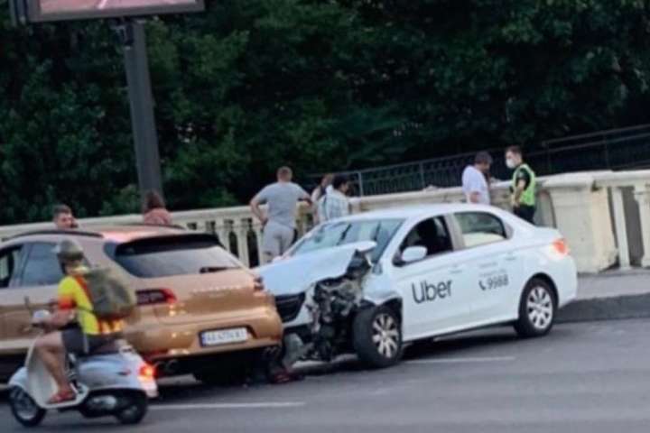 Київ, ДТП з Uber і Porsche
