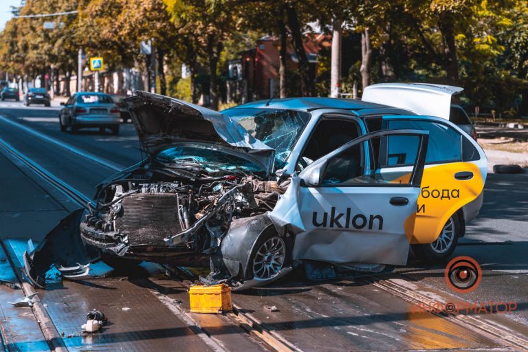 ДТП с Uklon, водитель в больнице (Видео)