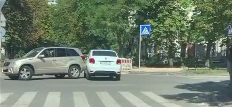 Второе ДТП с Bolt за день (Видео)