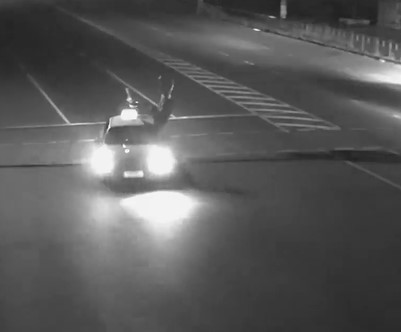 Житомир, автомобіль таксі збив пішохода (Відео)