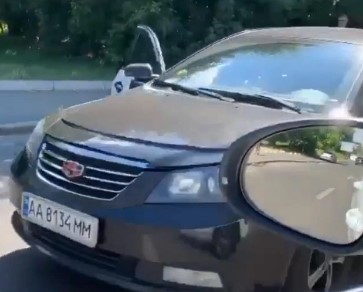 В Киеве на Механизаторов Bolt попал в аварию