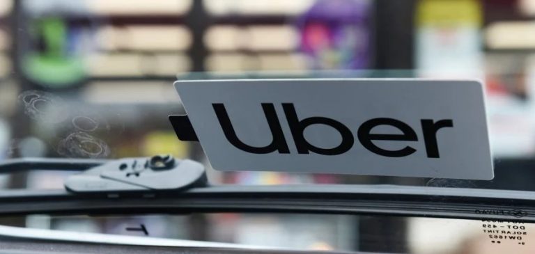 Інвестують $800 млн. Uber планує повністю перейти на електротранспорт за 20 років