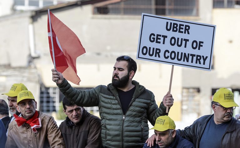 Апелляционный суд снял запрет на доступ к приложению Uber в Турции
