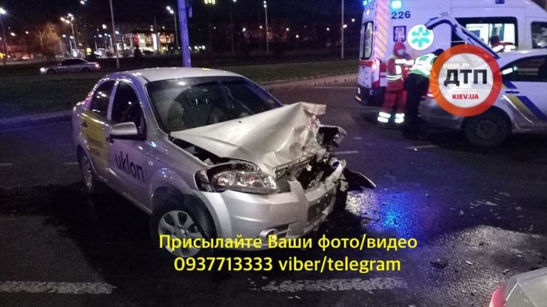 Нічне ДТП з Uklon у Києві