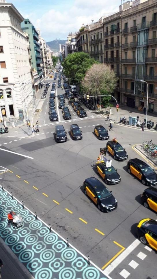 такси в Барселоне