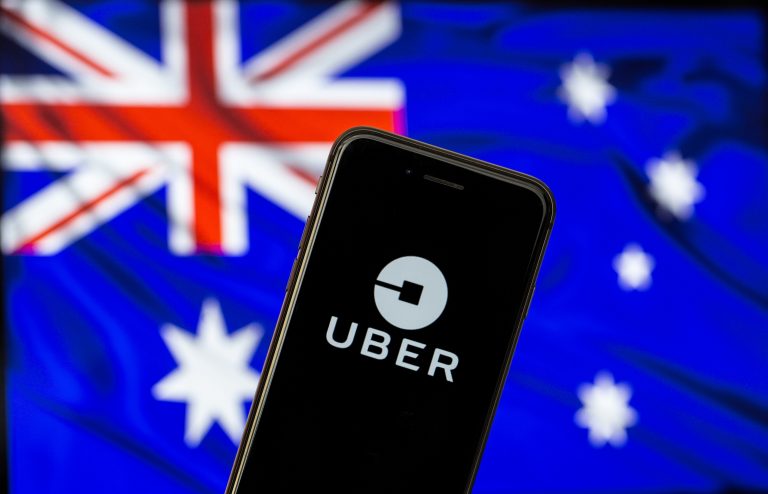 Австралійський антимонопольний регулятор звинуватив сервіс Uber в обмані споживачів