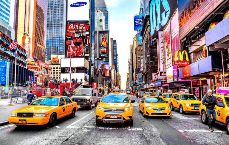 Жовті таксі в Нью-Йорку через Uber? Кінець епохи?