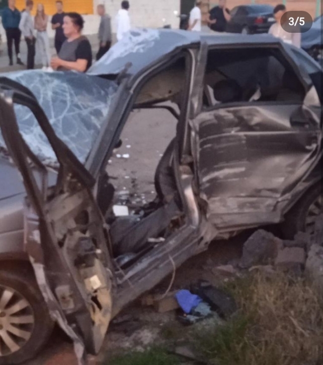Водій позашляховика розтрощив таксі, смертельне дтп у Володимирці