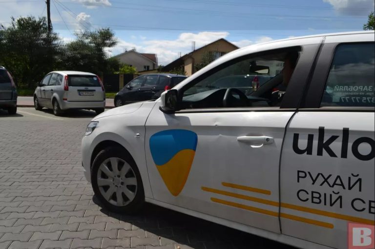У Хмельницькому водії Uklon протестували