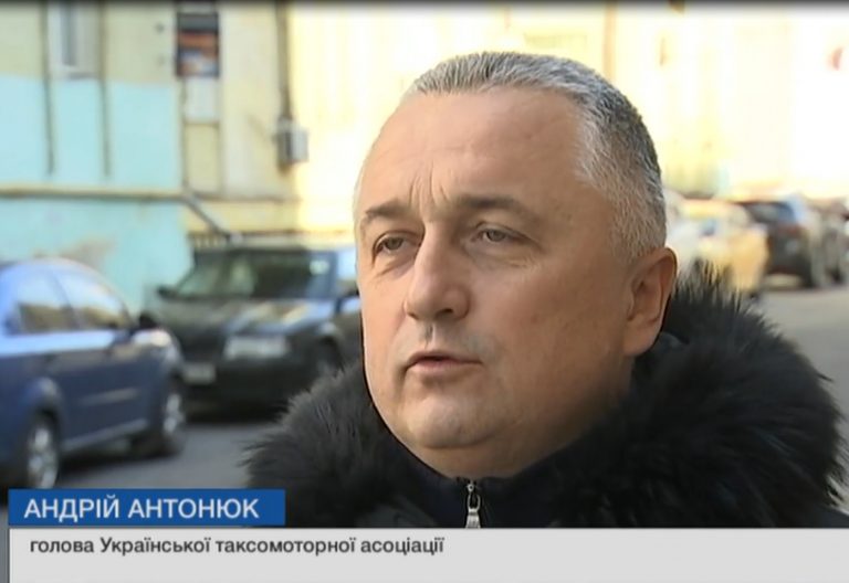Українські служби таксі працюватимуть за новими правилами: що відомо.